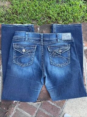 Silver Suki Surplus boot cut leg blue jeans size 34